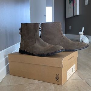 Hipster Back Zip Suede Boot